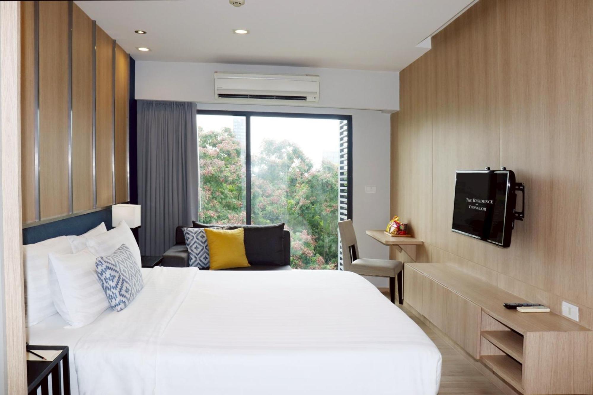 The Residence On Thonglor By Uhg Bangkok Exterior photo